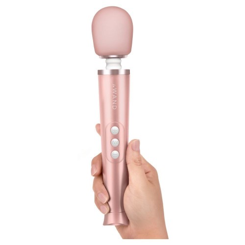 Le Wand Petite Gold Travel Rechargeable Wand Le Wand Petite Gold Travel Rechargeable Wand
